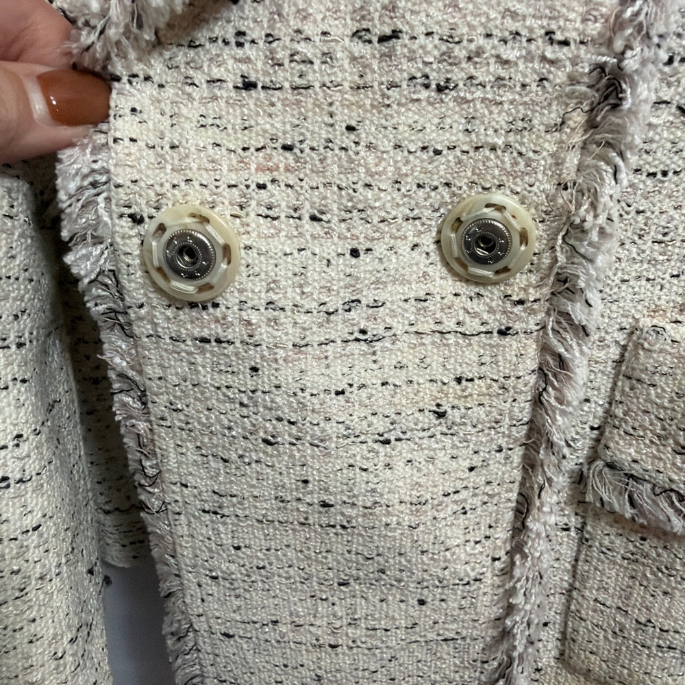 St. John Blazer Fringe Trim Cream Tweed USA Women’s Size 10 Quiet Luxury Office - Picture 9 of 9